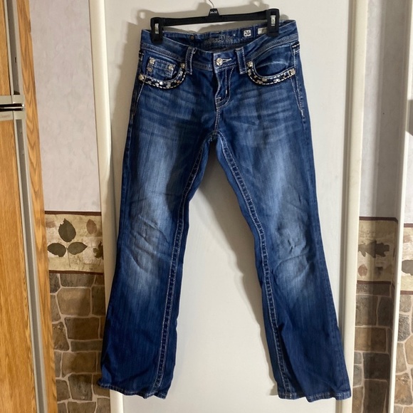 Miss Me Jean​​ - Picture 2 of 10